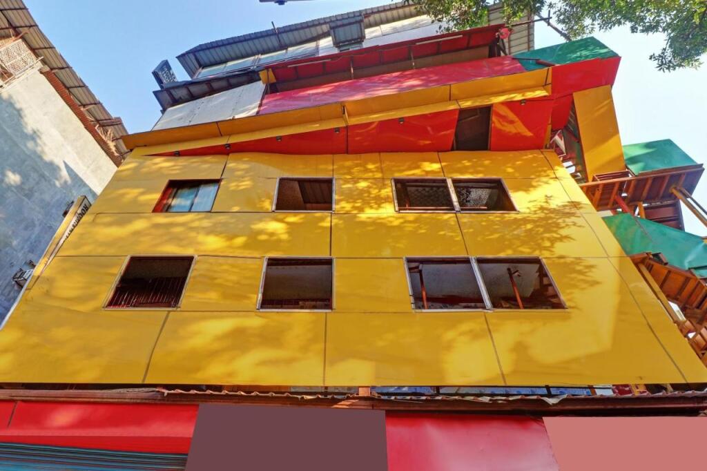 Ришикеш: SPOT ON 805219 Monkey House Stayz