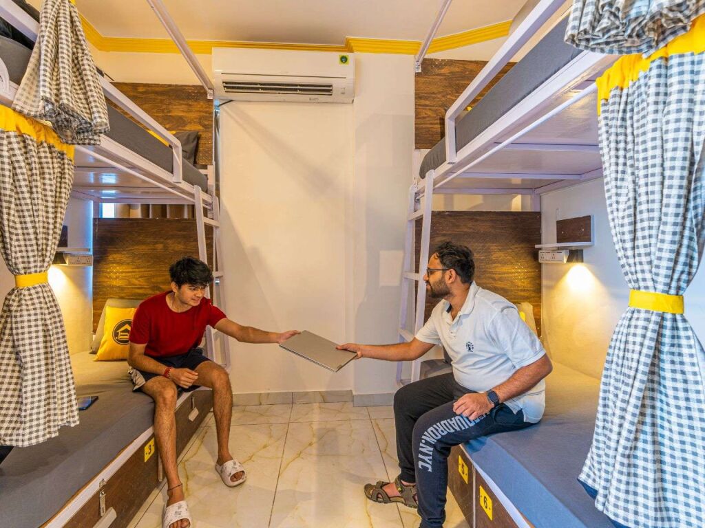 Ришикеш: The Hosteller Rishikesh, Upper Tapovan