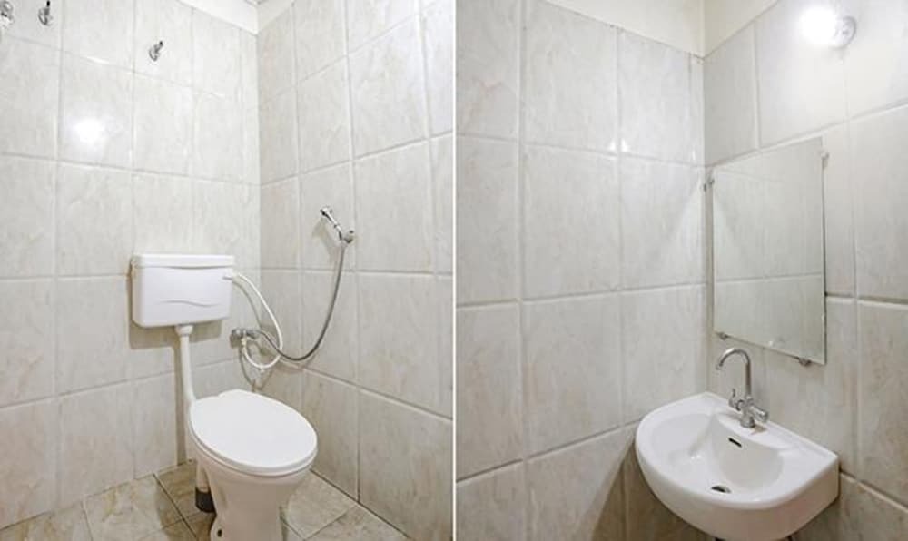 Сарнатх: Fabhotel Lotus Inn