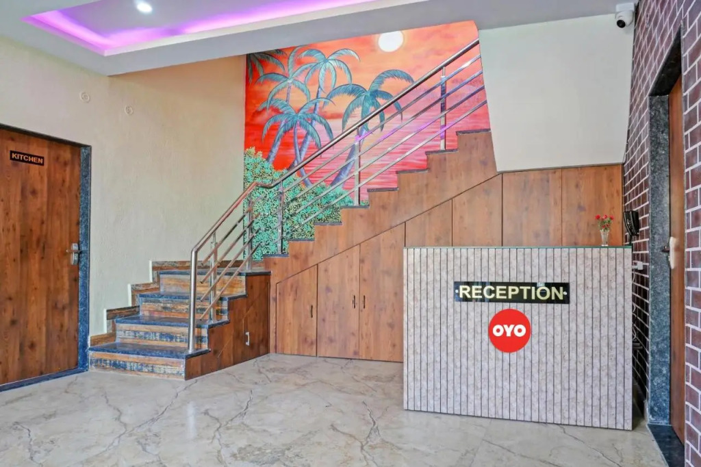 Сарнатх: OYO Flagship 806935 Maharaja Resort