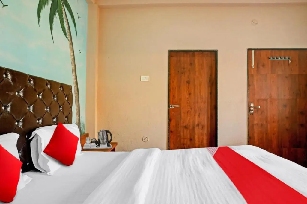 Сарнатх: OYO Flagship 806935 Maharaja Resort