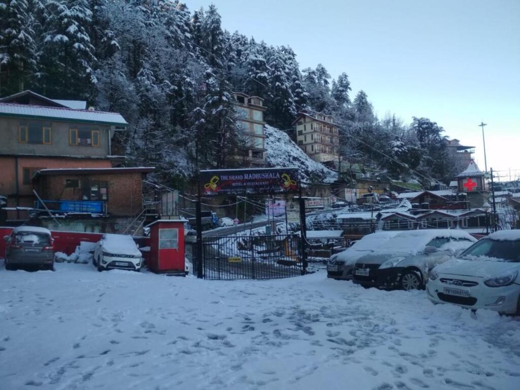 Шимла: The Grand Madhushala Shimla