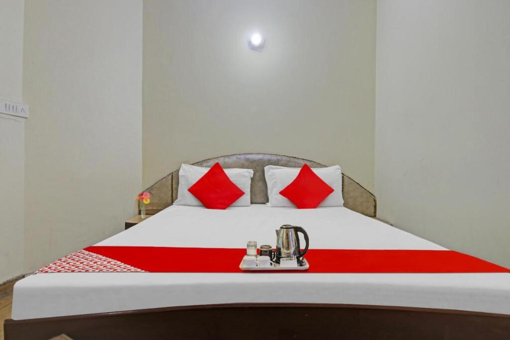 Шимла: Oyo Flagship 702571 Hotel Himani Mall Road