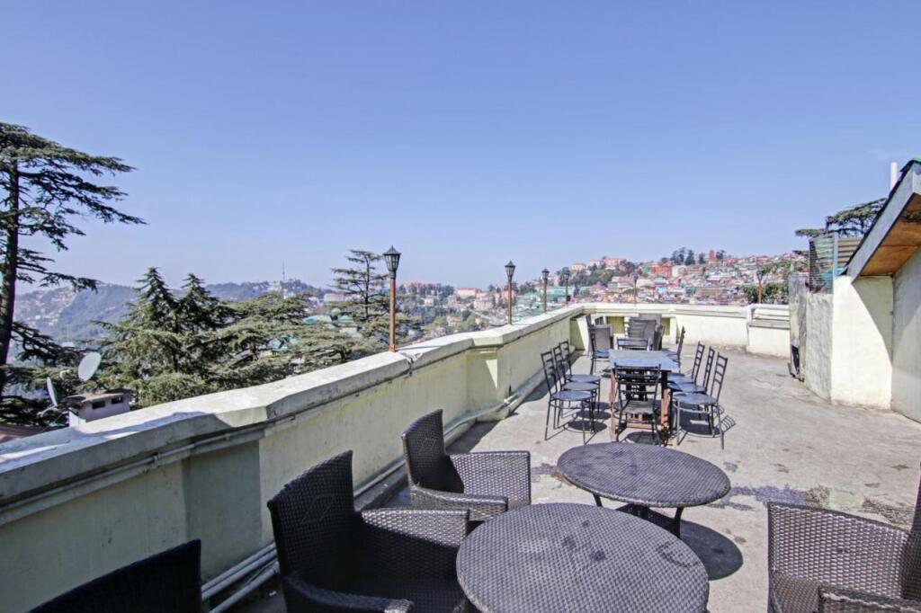 Шимла: Oyo Flagship 702571 Hotel Himani Mall Road