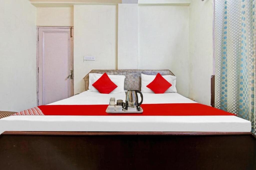 Шимла: Oyo Flagship 702571 Hotel Himani Mall Road