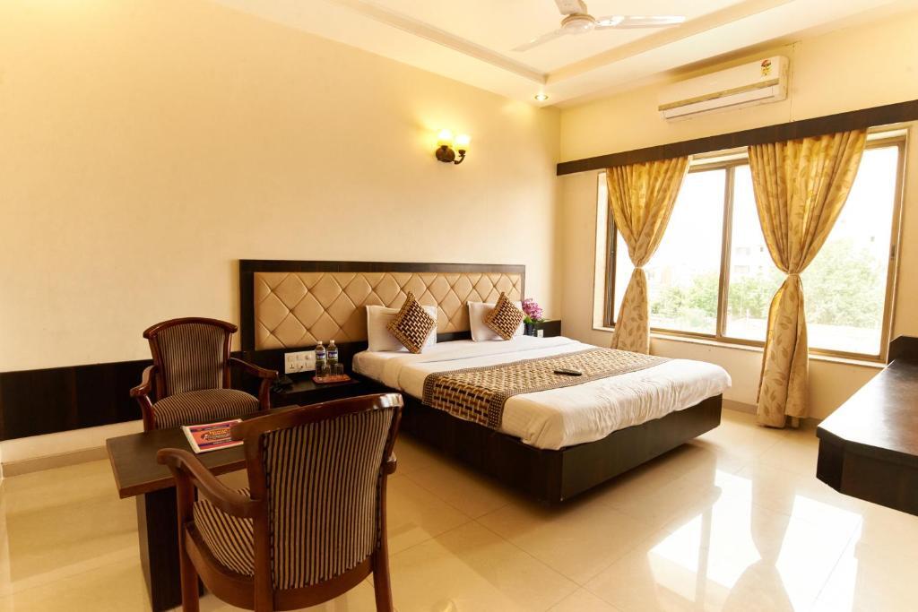 Ширди: Hotel Ganpati Palace by WB Economy