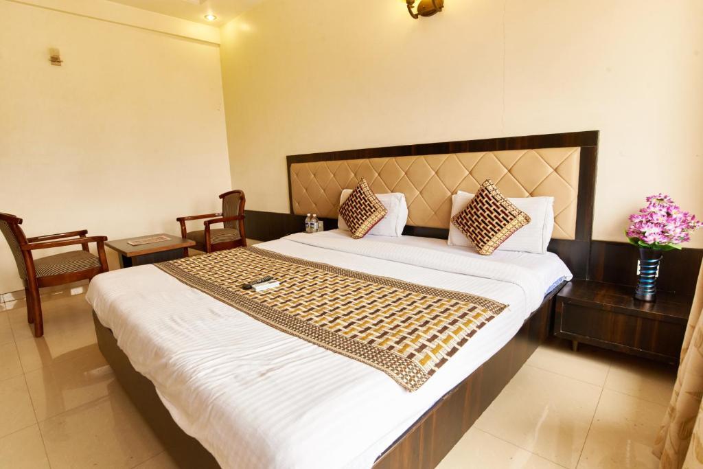 Ширди: Hotel Ganpati Palace by WB Economy