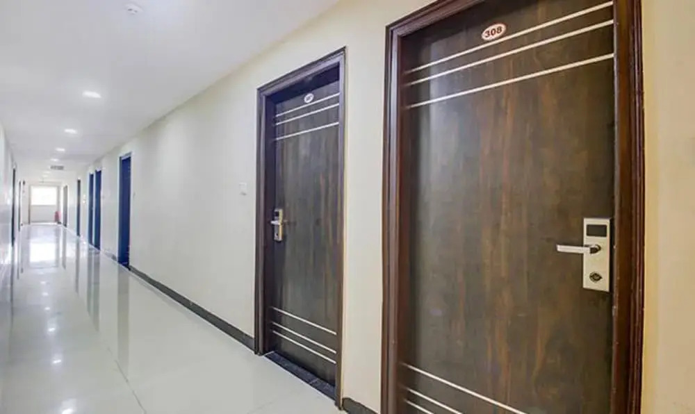 Секундерабад: Fabhotel L Grand