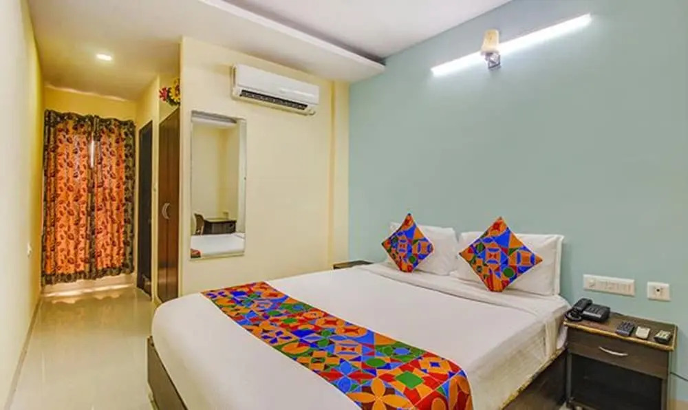 Секундерабад: Fabhotel L Grand