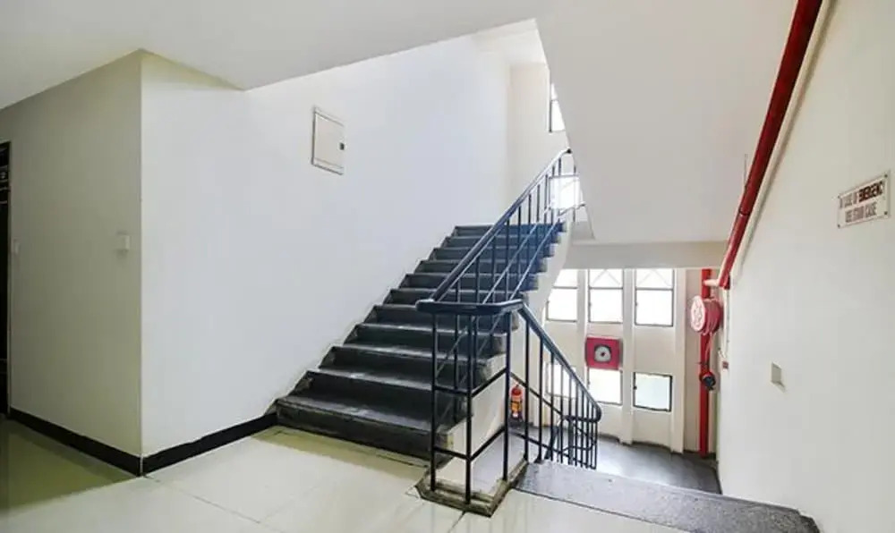 Секундерабад: Fabhotel L Grand