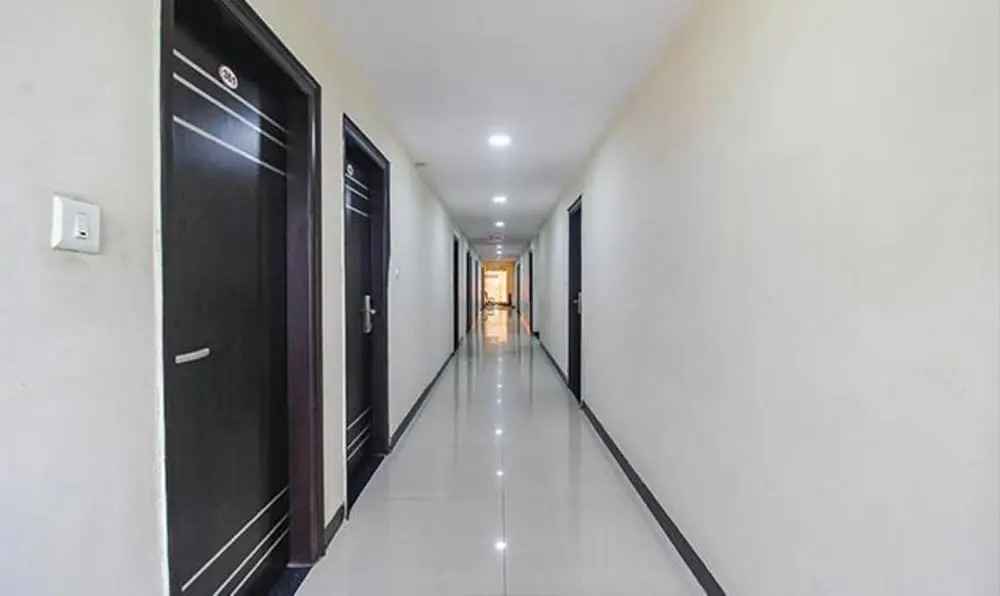 Секундерабад: Fabhotel L Grand