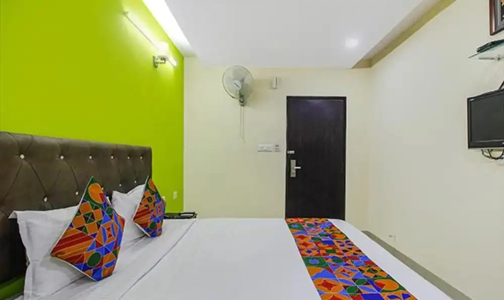 Секундерабад: Fabhotel L Grand