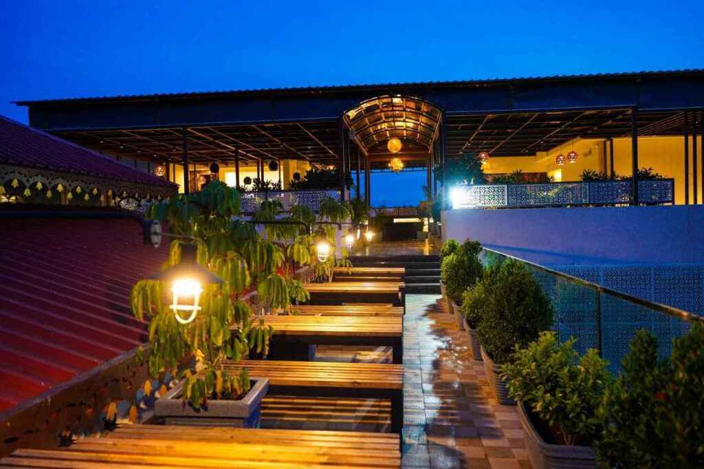 Соманур: Purple Hotels And Resorts