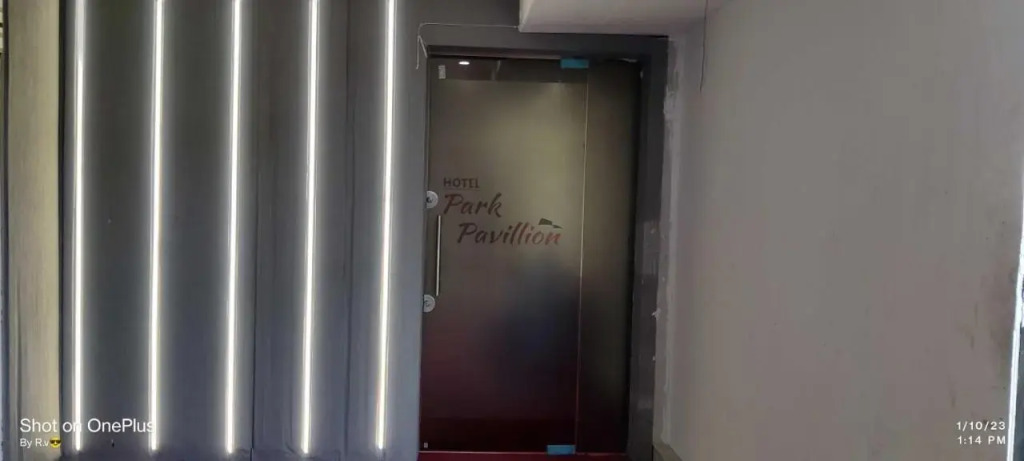 Сурат: OYO Flagship 807345 Hotel Park Pavillion
