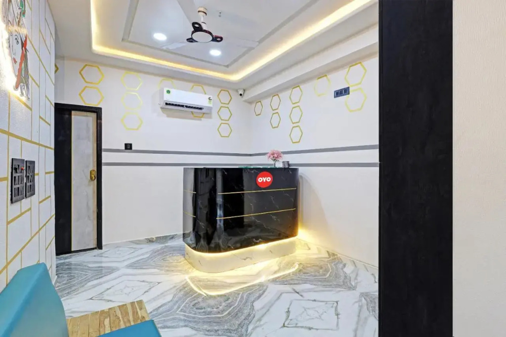 Сурат: OYO Flagship 808117 Hotel La Quinta