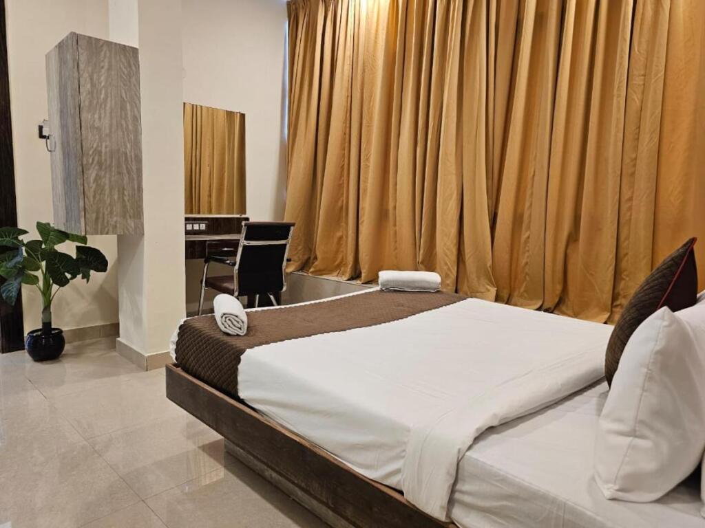 Шамшабад: Hotel Sky International Hyderabad