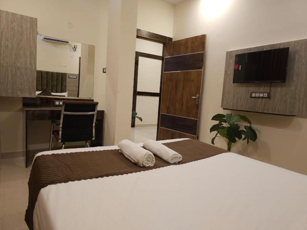 Шамшабад: Hotel Sky International Hyderabad