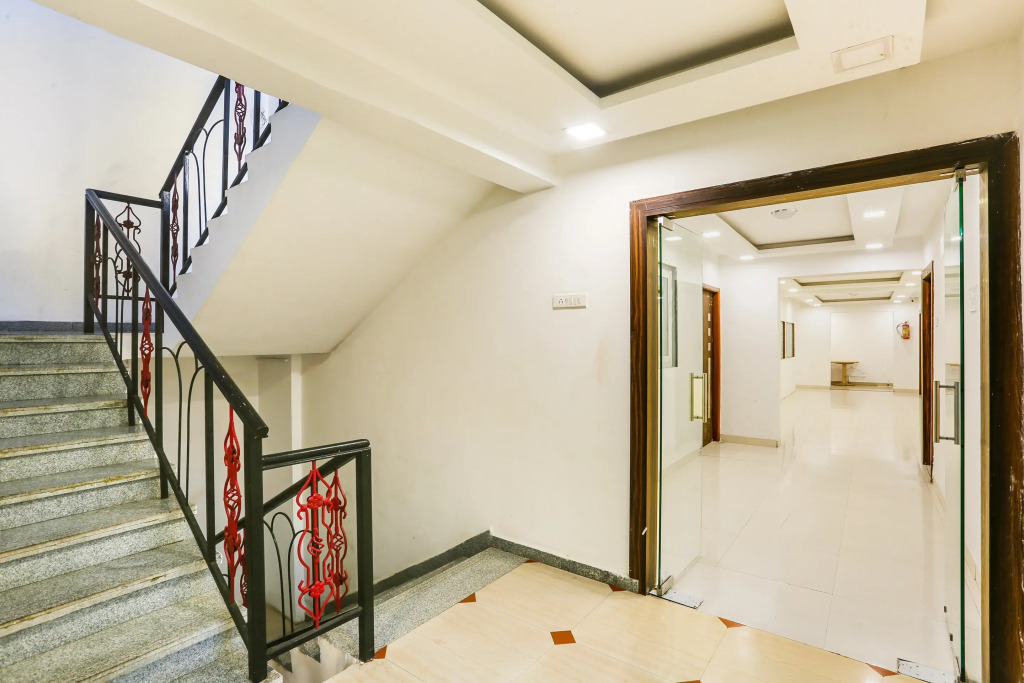 Тхане: Capital O 701348 Arsh Executive Inn