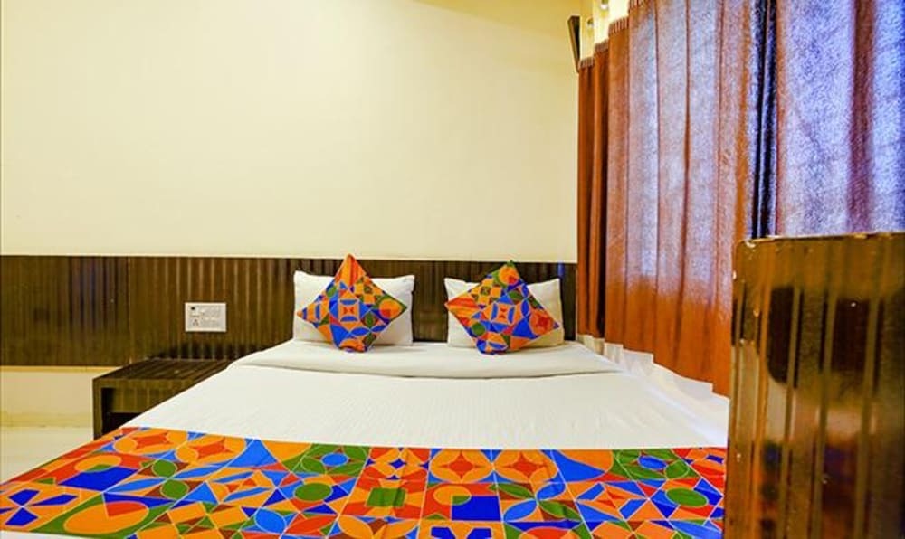 Ширди: FabExpress Vivaanta Palace