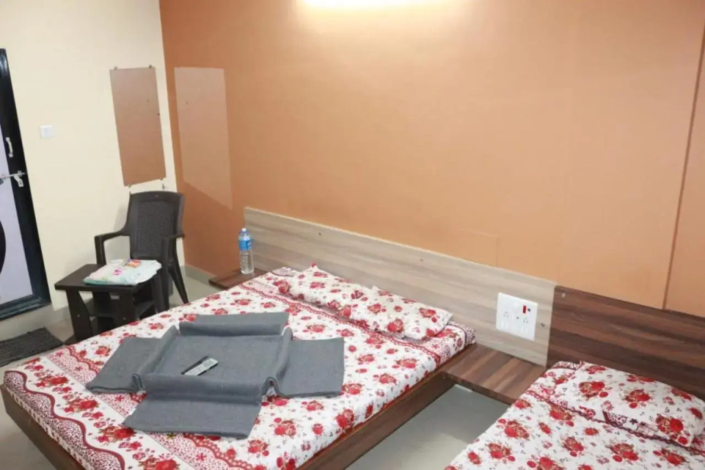 Сомнатх: Hotel Laxmi Sadan
