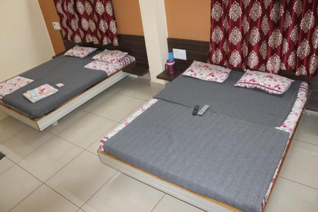 Сомнатх: Hotel Laxmi Sadan