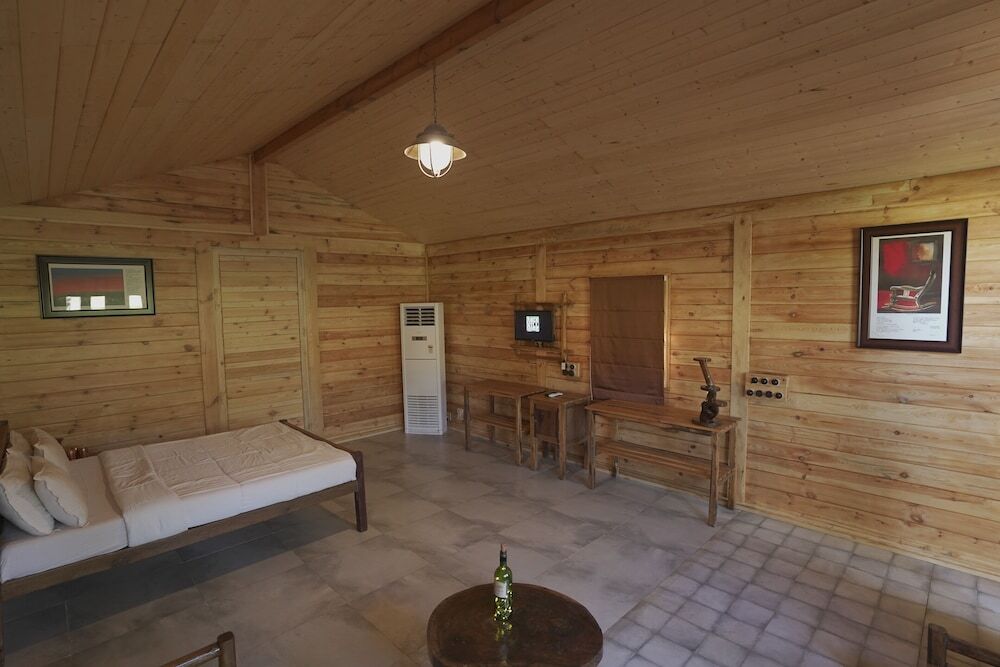 Амби Вэлли Сити: Vinnca Village At Rockhill Adventures & Resorts