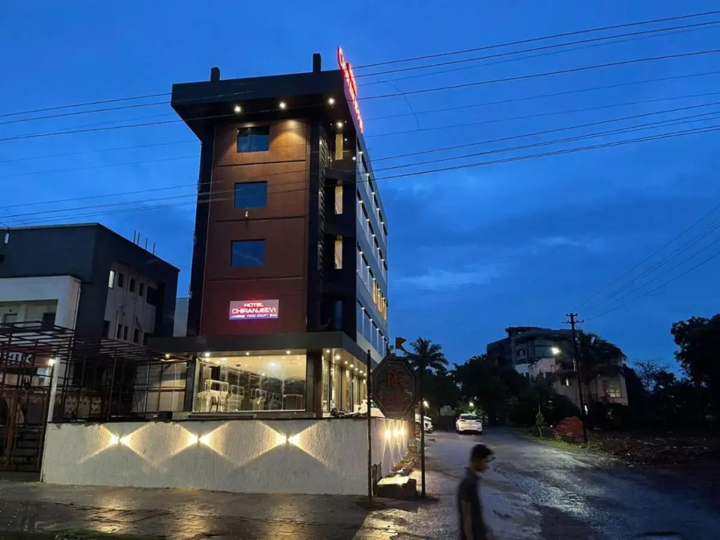 Колхапур: Hotel Chiranjeevi