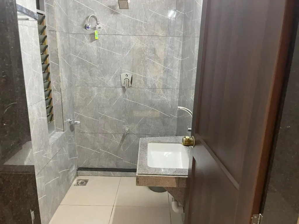 Колхапур: Hotel Chiranjeevi