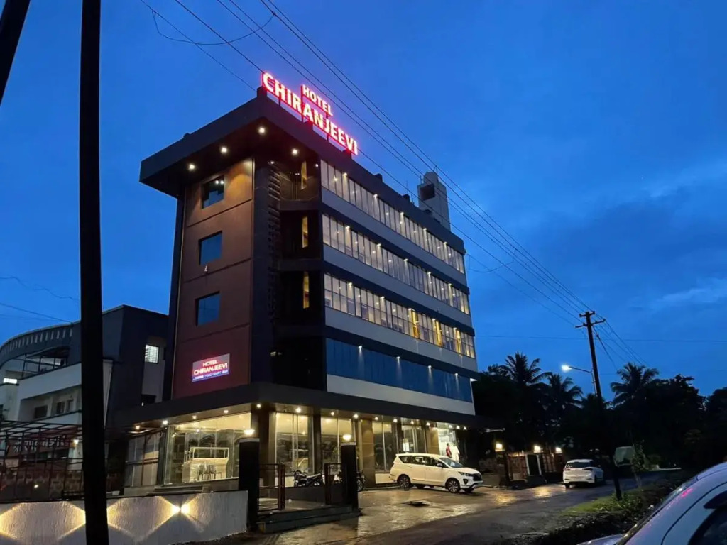 Колхапур: Hotel Chiranjeevi