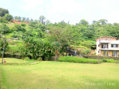 Амби Вэлли Сити: Giriraj Farm Hill Resort