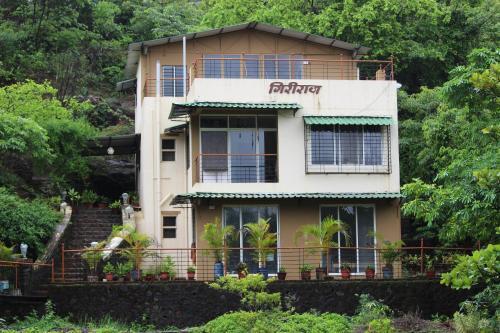 Амби Вэлли Сити: Giriraj Farm Hill Resort