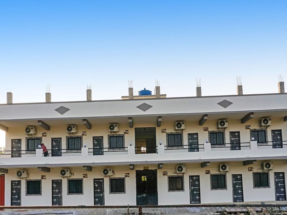 Хандала: Oyo 22722 Home Rainbow 1 Bhk Malavli