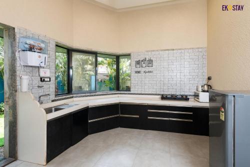 Лонавала: EKO STAY (Gold) - BLUE PEBBLE VILLA