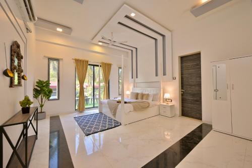 Лонавала: EKO STAY (Gold) - BLUE PEBBLE VILLA