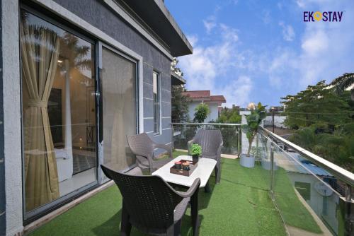 Лонавала: EKO STAY (Gold) - BLUE PEBBLE VILLA