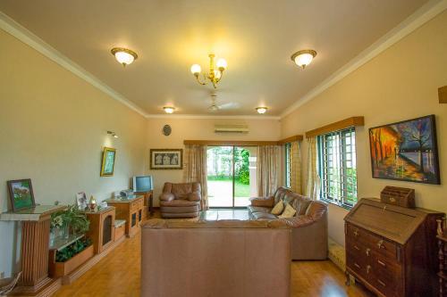 Лонавала: Sunrich Villas
