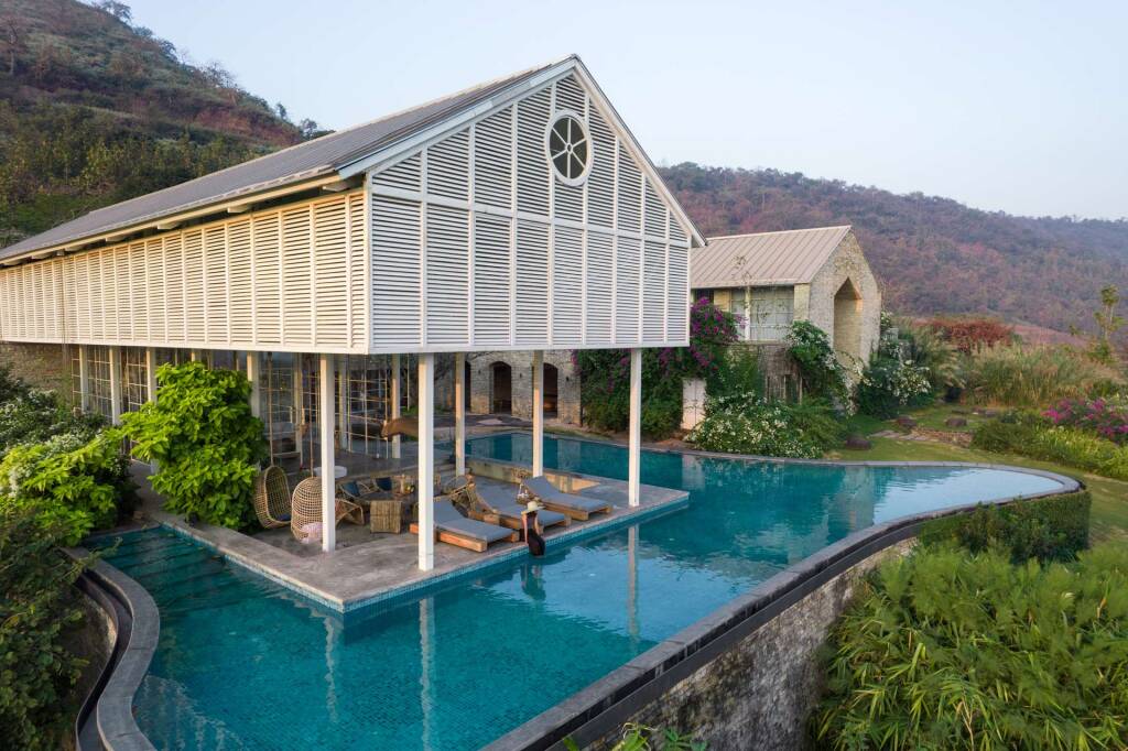Пляж Мандва: The Ray