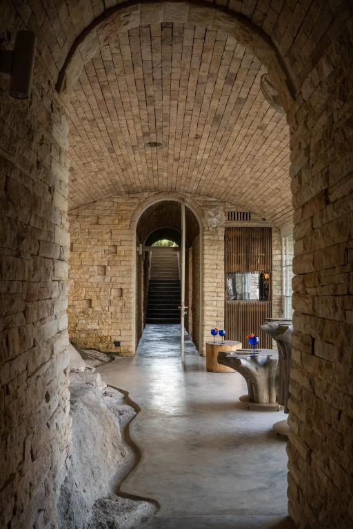 Пляж Мандва: The Ray