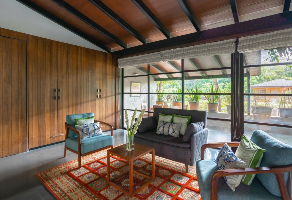 Пляж Мандва: Orchard House