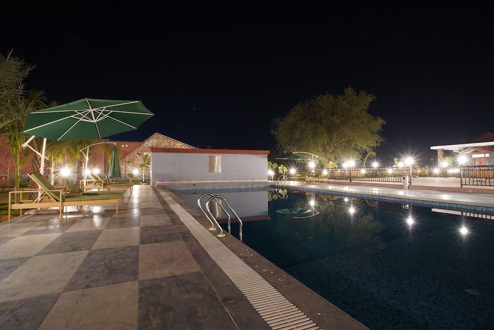 Танагаджи: Spree Resort Sariska