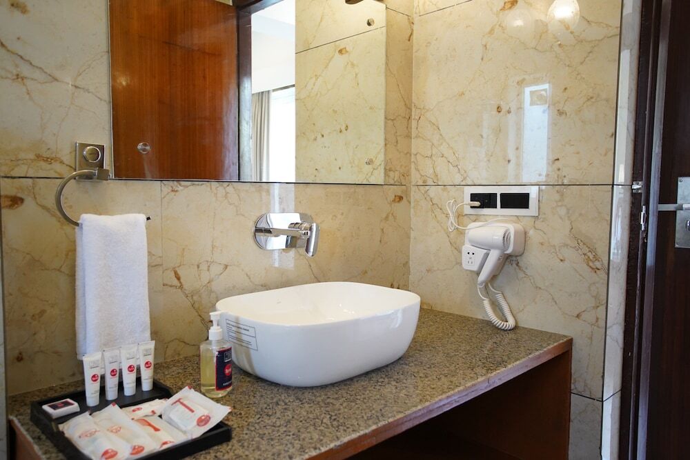 Танагаджи: Spree Resort Sariska