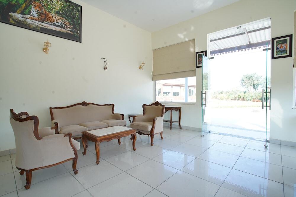 Танагаджи: Spree Resort Sariska