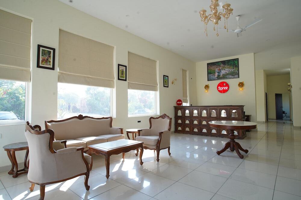 Танагаджи: Spree Resort Sariska