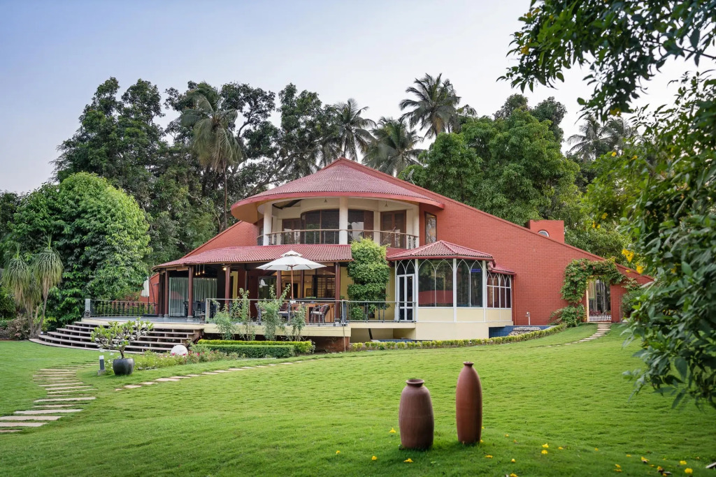 Киим: Villa Lani