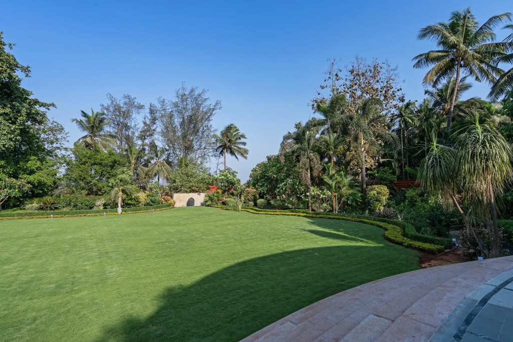 Киим: Villa Lani