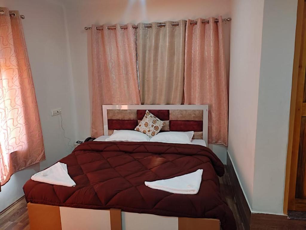 Шринагар: Hotel Silver Inn Srinagar