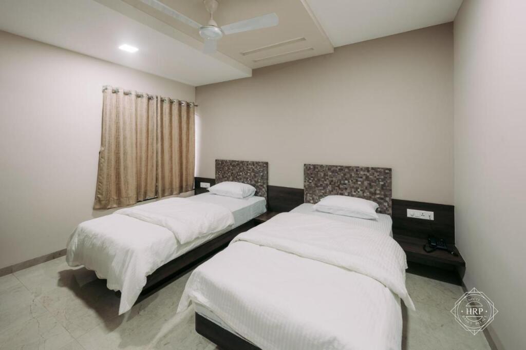 Белагави: Hotel Rahul Palace Belagavi