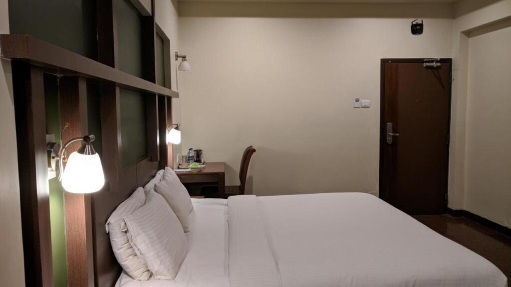 Белагави: Hotel Sankam Residency