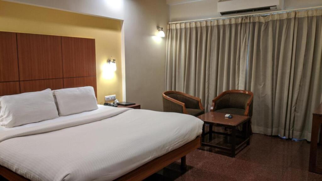 Белагави: Hotel Sankam Residency