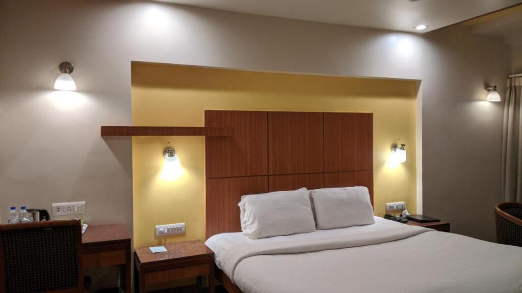 Белагави: Hotel Sankam Residency